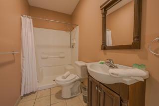 Almost there 4bed 2bath Apartment in Downtown - Boston - 2