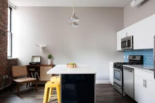 Centrally Located Luxurious Loft Walk Anywhere - 8