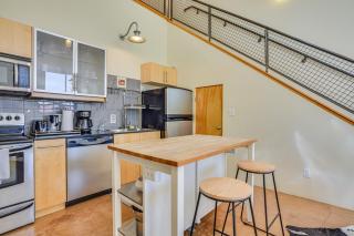 2 Mi to Santa Fe Plaza Bright and Airy Townhome! - Santa Fe - 2