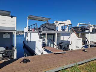 Floating House SENA - Pula - 0
