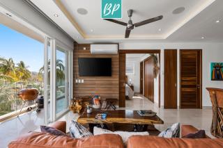 MarAzul Beachfront Condos with Rooftop Pool and Gym - Bucerías - 1