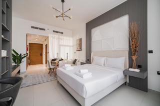 SettlerHomes - Chic Top-Floor Studio Near Metro Link - 9