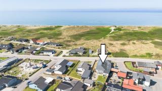 Fantastically located villa with 100m to the beach - Hvide Sande - 0