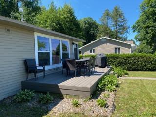 Beautiful Torch Lake House with Beach Access home - Rapid City - 8