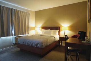 Hotel Le Mirage - Saint-Basile-le-Grand - 8