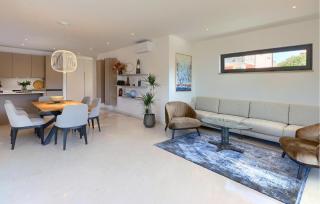 Awesome Home In Basanija With Kitchen - 5