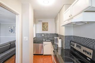High Rise Condo Downtown ATL with Views - 2