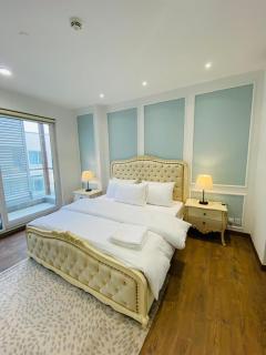 Gold Crest Apartments - Lahore - 0