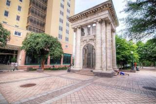 Prime Downtown Atlanta Condo with Balcony - Atlanta - 5