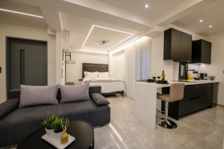 Nikki's Skylight Suite - Atene - 1