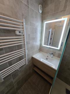Matisse 12 Appartement F2 RDJ - Cannes - 2