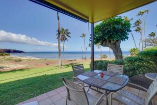 Oceanfront Condo with Pool Access on Molokai! - Maunaloa - 0