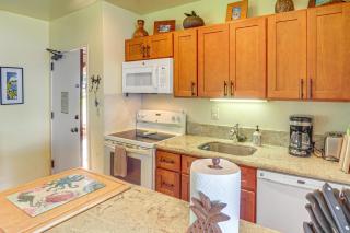 Oceanfront Condo with Pool Access on Molokai! - Maunaloa - 1