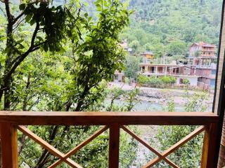 Living Good - A Himalayan Boutique Stay - Gushaini - 4