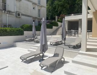 Sea view apartment with heated pool - 1