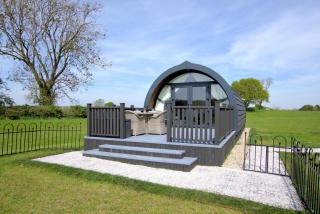 Hollins Farm - Dog Friendly, Self Catering Holiday Lodges - 7