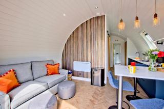 Hollins Farm - Dog Friendly, Self Catering Holiday Lodges - Knaresborough - 9