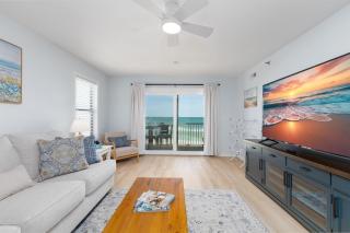 Pelican's Post -Ocean, Pool Views, Private Balcony - North Topsail Beach - 5