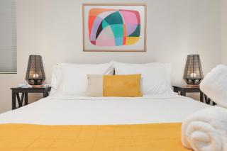 Be A Nomad - Cozy 3BR w Big Yard & Parking - 4