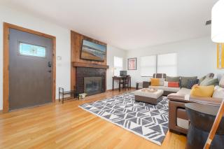 Be A Nomad - Cozy 3BR w Big Yard & Parking - 9