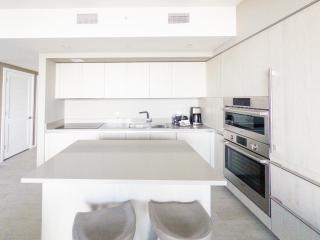 3 BDR Beach Bliss Resort fee and parking not included - Hollywood - 5