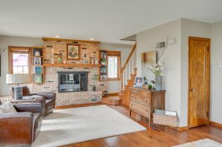 Tennis Court and Deck Pet-Friendly Charles City Gem - Charles City - 7