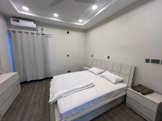 A luxurious Room in a Villa - 7
