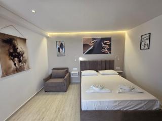 Guesthouse Veliaj - Ksamil - 2