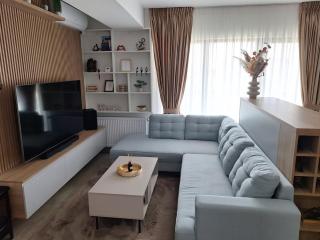 Charming one bedroom suite with balcony & parking - Bucharest - 8