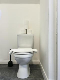 BV Royal Comfy Studio Seven Suite Queensgate Huddersfield - Huddersfield - 7