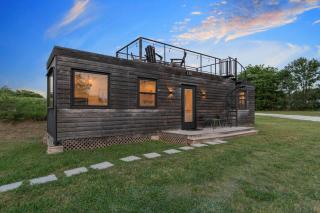 The Meadows Shipping Container Home - Bellmead - 0