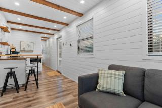 The Meadows Shipping Container Home - Bellmead - 1