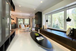 Downtown Modern Creekside - 7