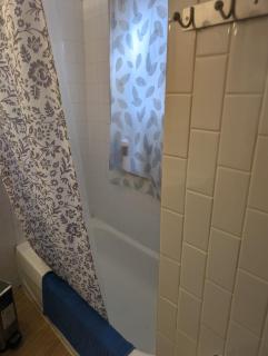 Toronto Little Italy Guest House - 1