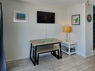 Haileys Hideaway - Surf City - 8