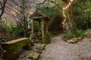 Scenery Hill Hideaways The Coach House Charming Retreat with Jacuzzi and BBQ Hut Near the Lake District - Workington - 7