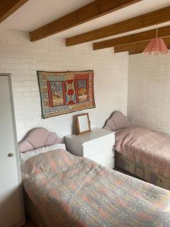 Waters edge - Amroth - 8
