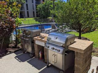 Family Fun! Selfie Wall, Walk To Beach, AC, Pool, 3 TVs - Kihei - 2