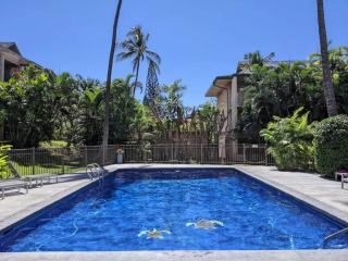 Family Fun! Selfie Wall, Walk To Beach, AC, Pool, 3 TVs - Kihei - 6