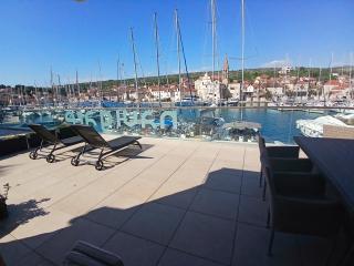 ACI Marina Milna apartmani - Razvala - 3