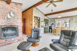 Private Beach Waterfront Home on Lake Huron! - Lincoln Junction - 6