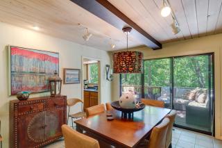 Woodsy Mountain Home Escape Walk to Marina! - Mountain Home - 4