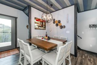 Shaconage Oasis - Sevierville - 3