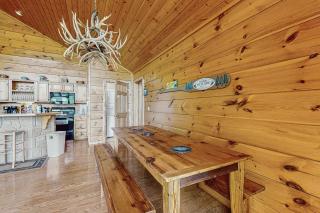 Bearadise - Sevierville - 3