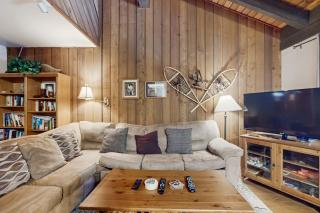 Sunshine Sanctuary - Mammoth Lakes - 4