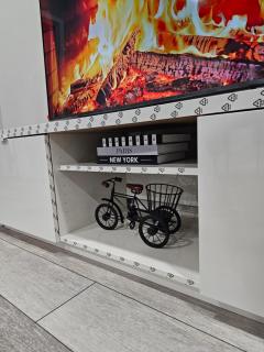 Cozy and Luxurious 2 bedroom Suite in SouthWest, AB - 4