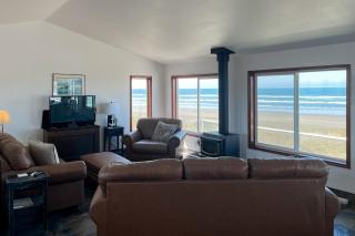 Westport Waves Beach House - Westport - 9