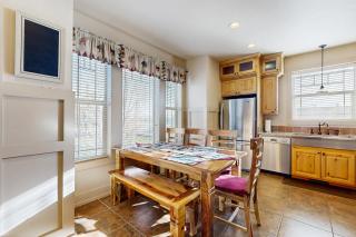 Bear Shore Retreat - Garden City - 4