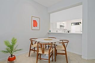 Modern & Breezy - 3