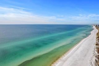 Steps Away-Game Room-Comm Pool-Golf Cart Deals - Destin - 6